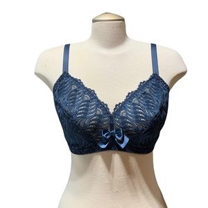 Antigel blue lace-up no pads bra (size 34D)